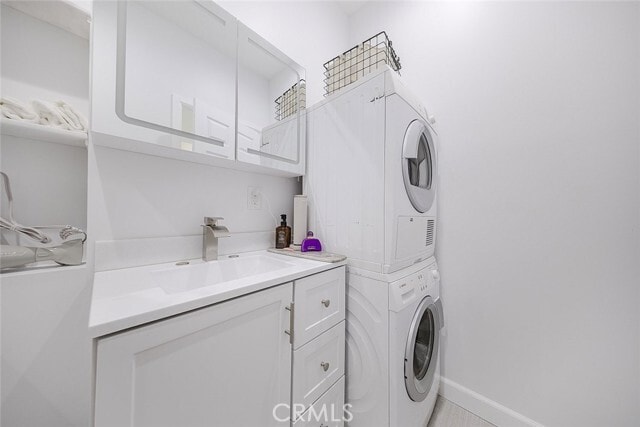 Building Photo - 12809 Woodley Ave