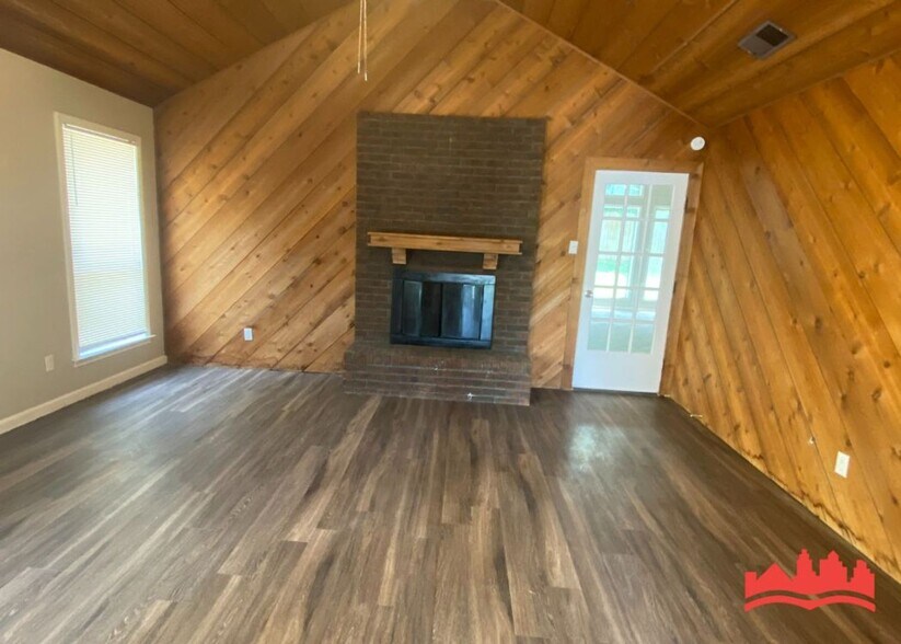 Building Photo - 3834 Cedar Path Dr