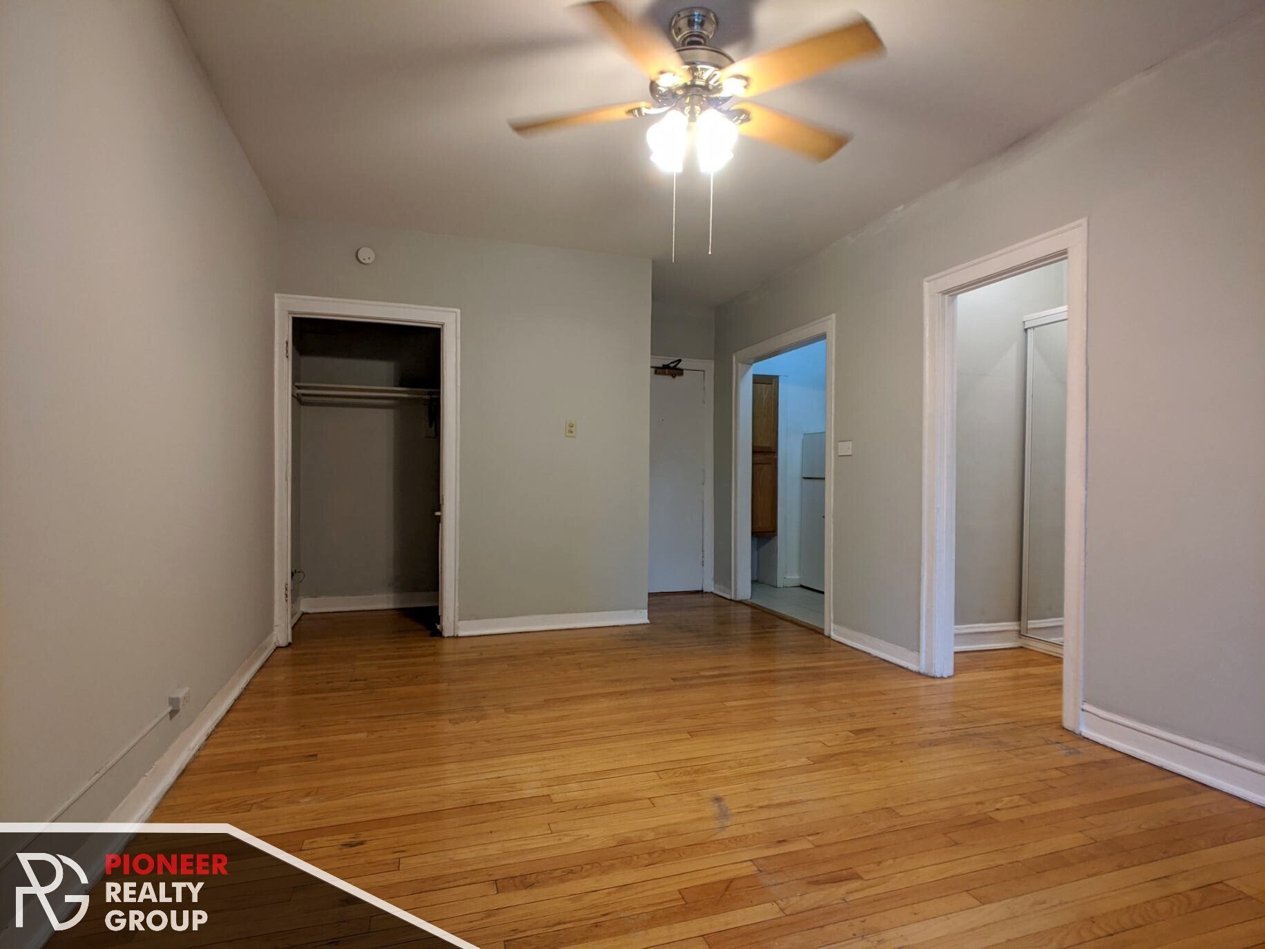 Building Photo - 1160 N Dearborn St