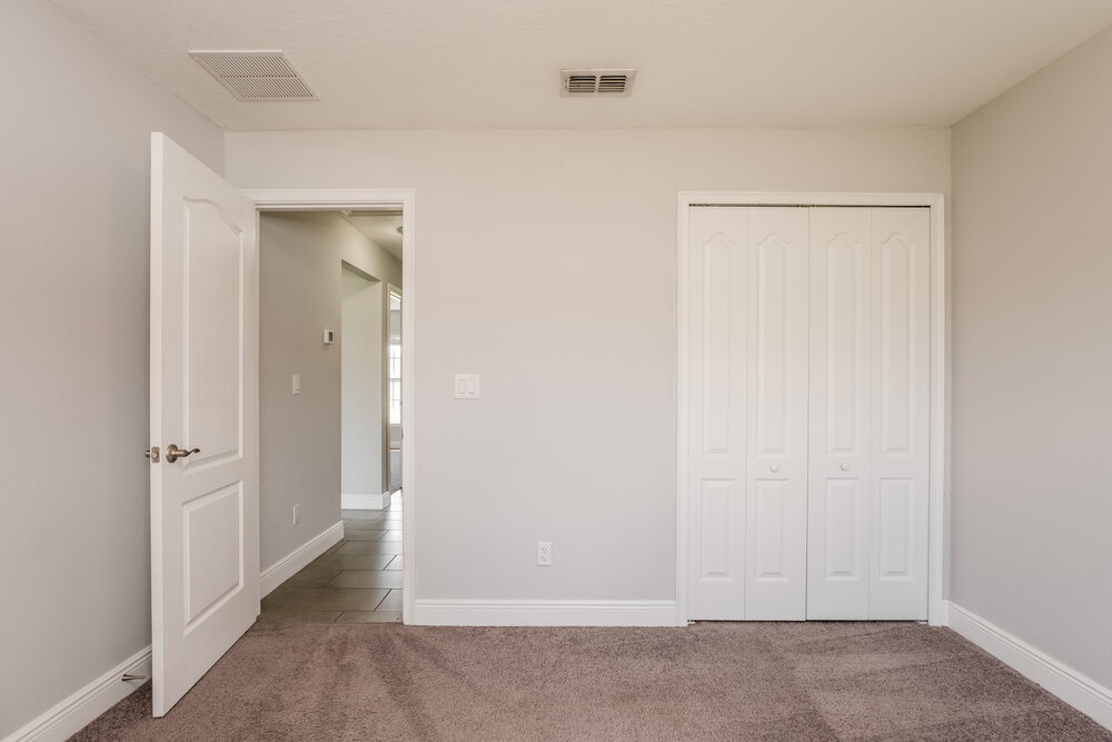 Building Photo - 433 Bloomfield Dr