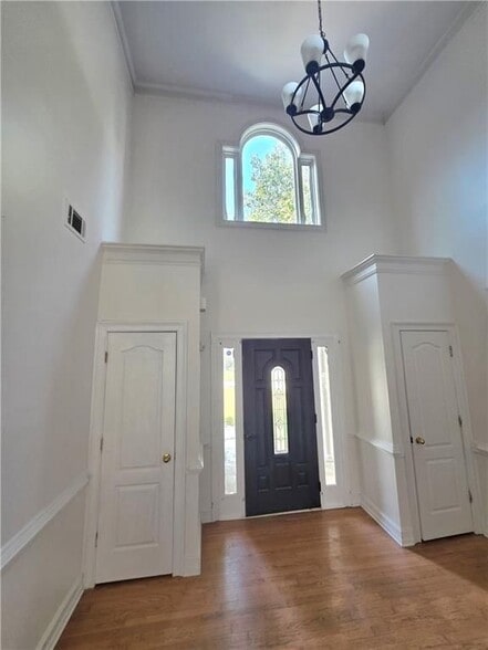 Building Photo - 3385 Wellbrook Dr