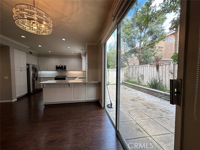 Building Photo - 12960 MacKenzie Dr