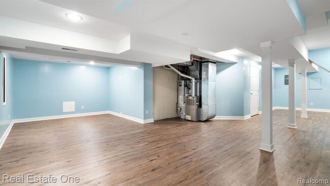 Building Photo - 3262 Woe-Be-Tide Ct