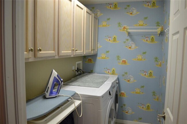 Building Photo - 11158 Kapok Grand Cir