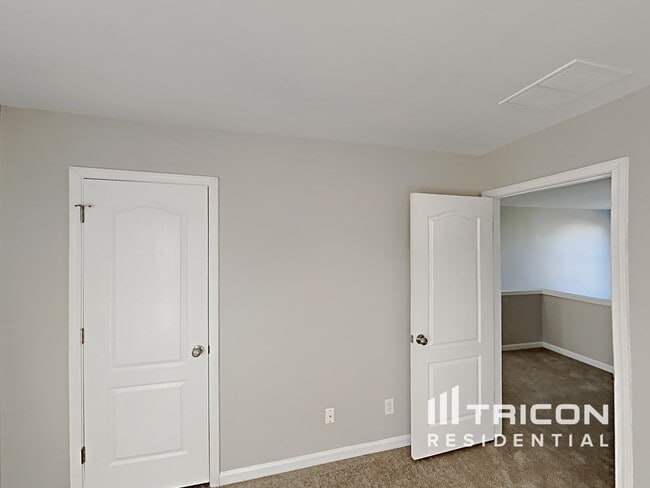 Building Photo - 3850 Windstream Way