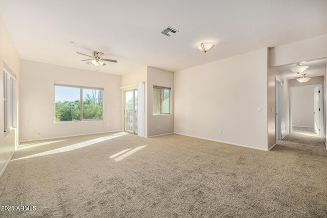 Building Photo - 12050 N Panorama Dr