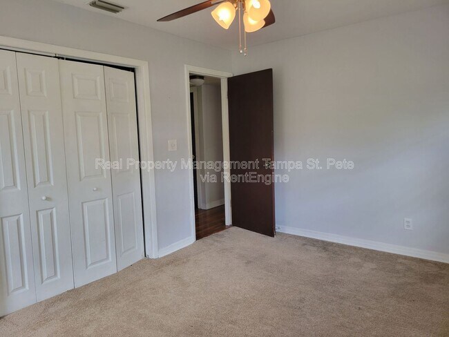 Building Photo - 4311 S Thatcher Ave