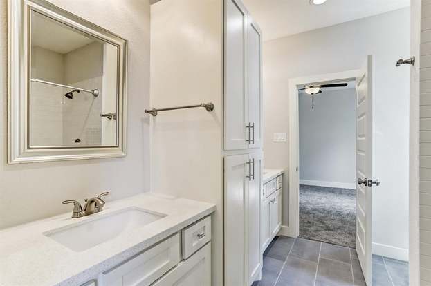 Building Photo - 8618 Valley Song Dr