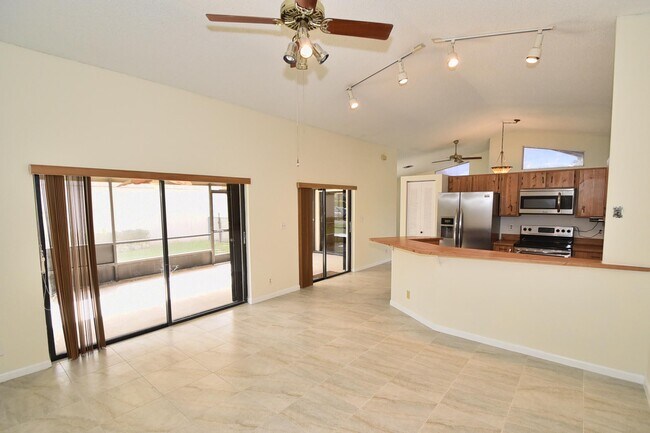 Building Photo - 21518 Summertrace Cir