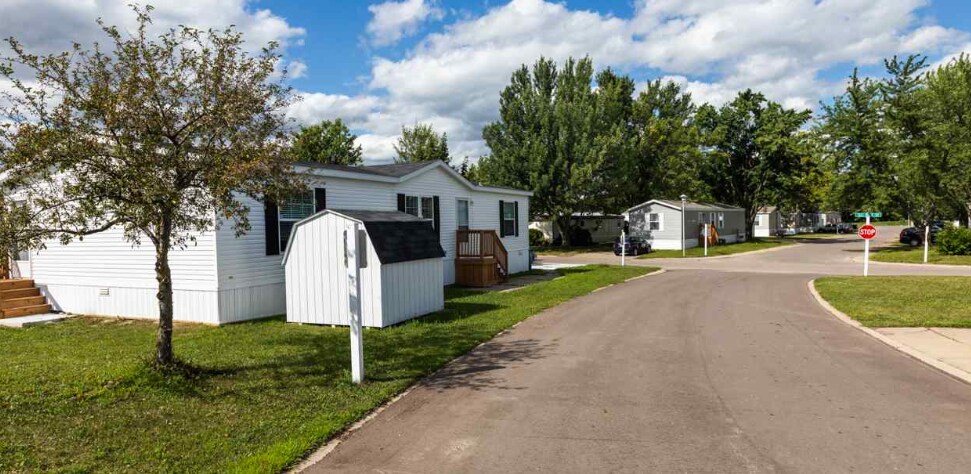 Building Photo - 6599 N Hampshire Dr