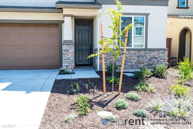 Building Photo - 4 br, 3 bath House - 4449 Tucker Drive, Fo...