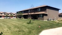Building Photo - 400 Haley Pl