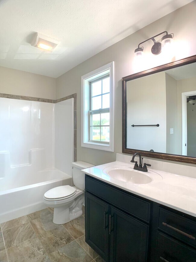 Building Photo - 1734 Ellie Piper Cir