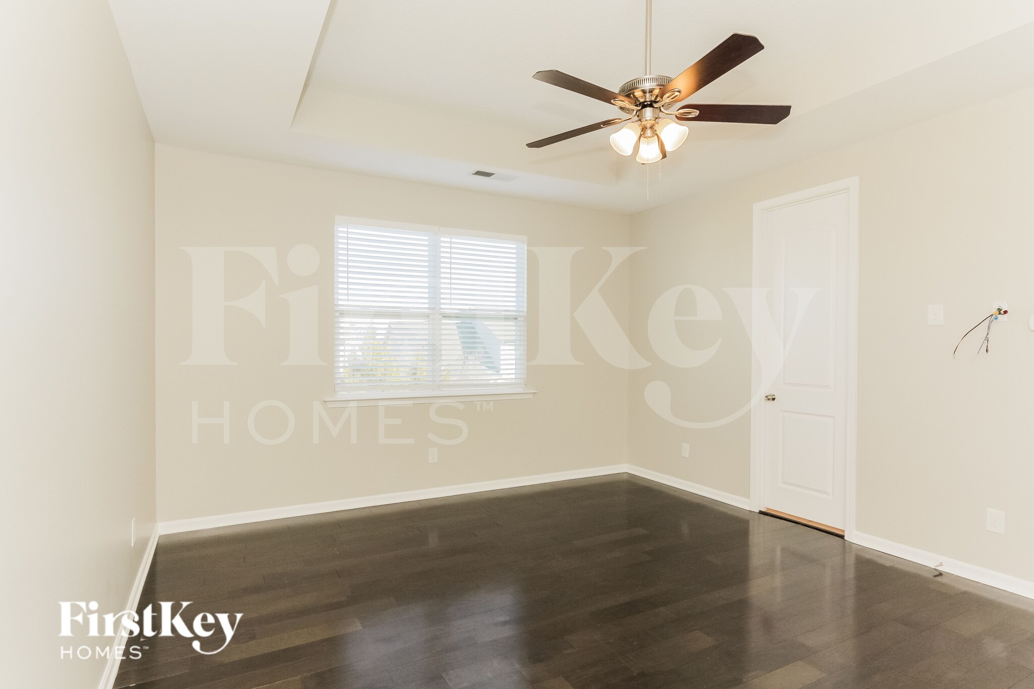 Building Photo - 9829 Skybluff Cir