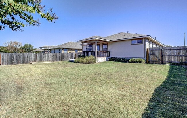 Building Photo - 1111 Whitley Dr