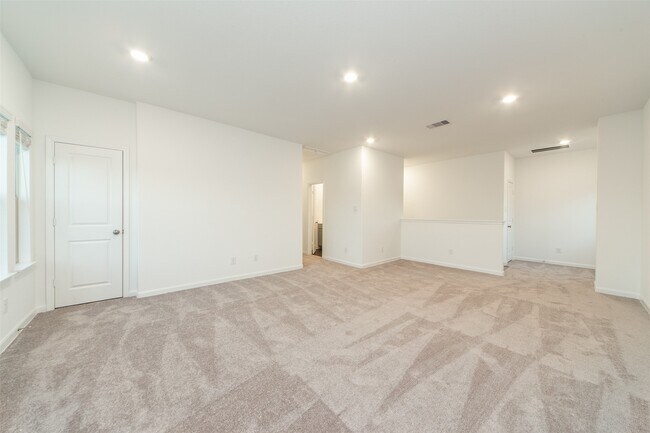 Building Photo - 3318 Paddock Landing St
