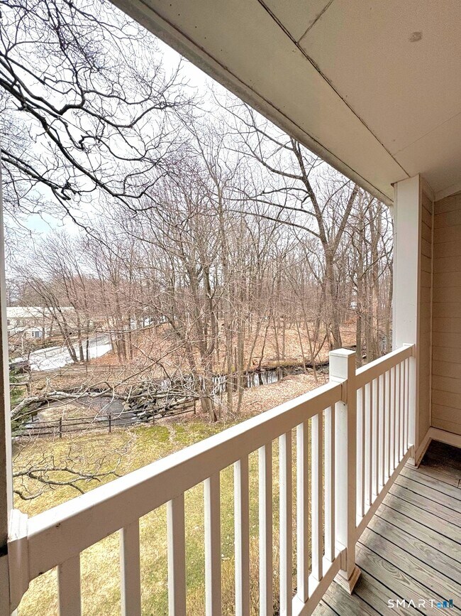 Building Photo - 9 Cook Close