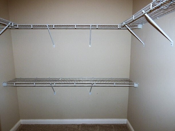 Building Photo - Brittany Place Condo!