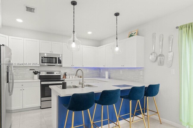 Building Photo - 3386 W 106th Terrace