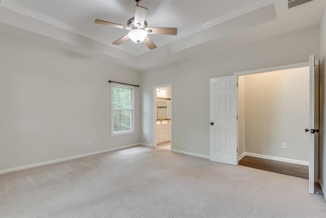 Building Photo - 6515 Fairgreen Dr