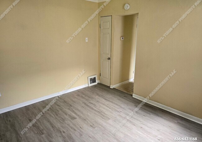 Building Photo - 3340 Werder Dr
