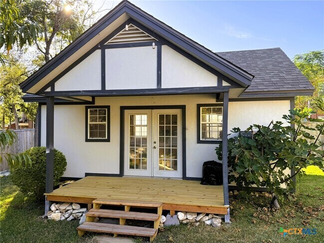 Building Photo - 3117 Kensington Ct