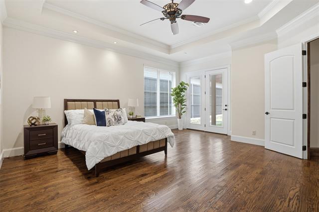 Building Photo - 3725 W 5th St