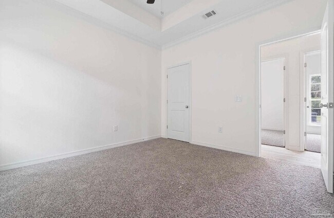 Building Photo - 801 E Gonzalez St