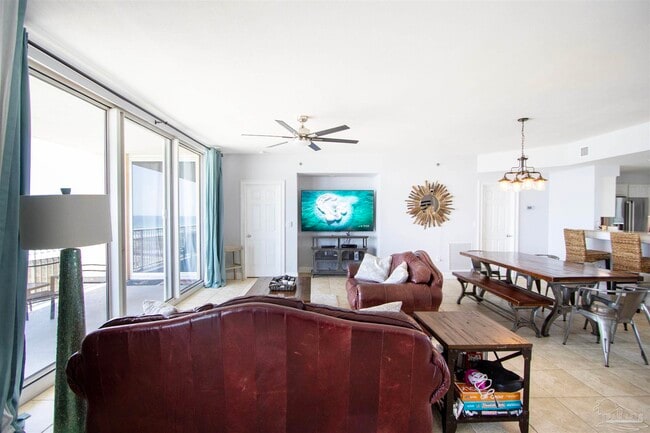 Building Photo - 800 Fort Pickens Rd