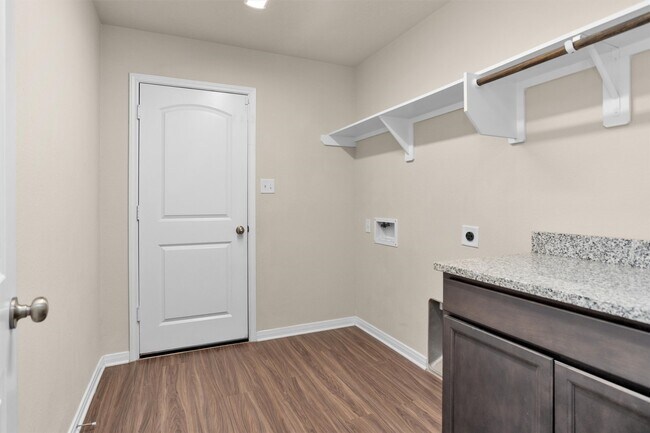 Building Photo - 122 Scenic Hills Ct