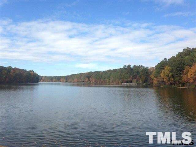 Building Photo - 725 Edgewater Ridge Ct