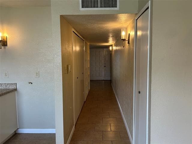 Building Photo - 5208 Reed Dr