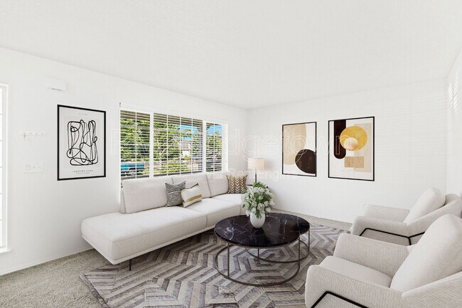 Building Photo - 2136 NE 13th Ave