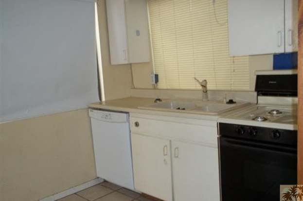 Building Photo - 52162 Avenida Velasco