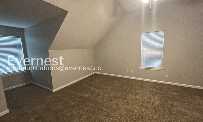 Building Photo - 251 Cobblestone Ln