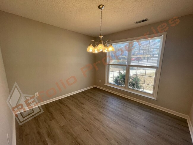 Building Photo - Charming 3-Bedroom Cul-de-Sac Home with Screened Porch in Sunset Hills, Apex — Available January 30!