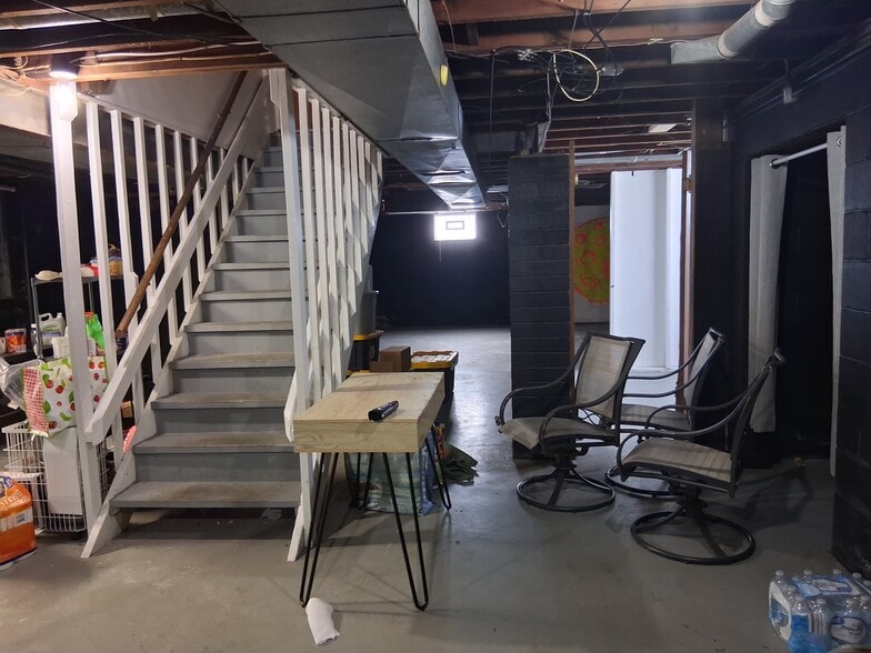 storage - 1 Joyanne Ct