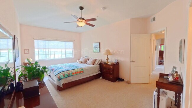 Building Photo - 5002 Northern Lights Dr