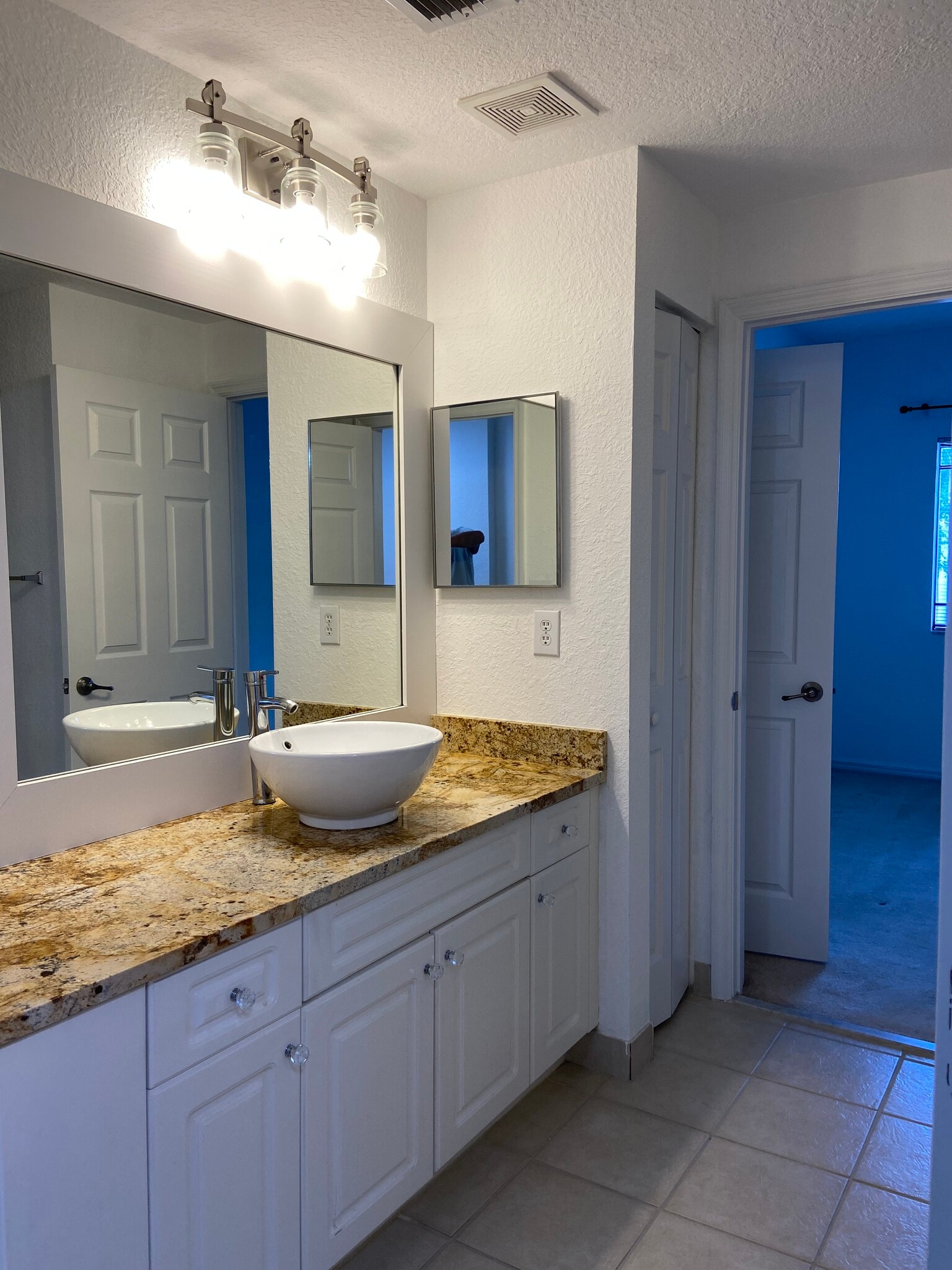 Building Photo - 2807 Veronia Dr