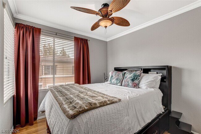 Building Photo - 656 Peachy Canyon Cir