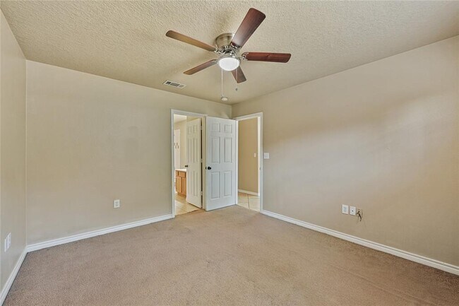 Building Photo - 109 Bolero Way