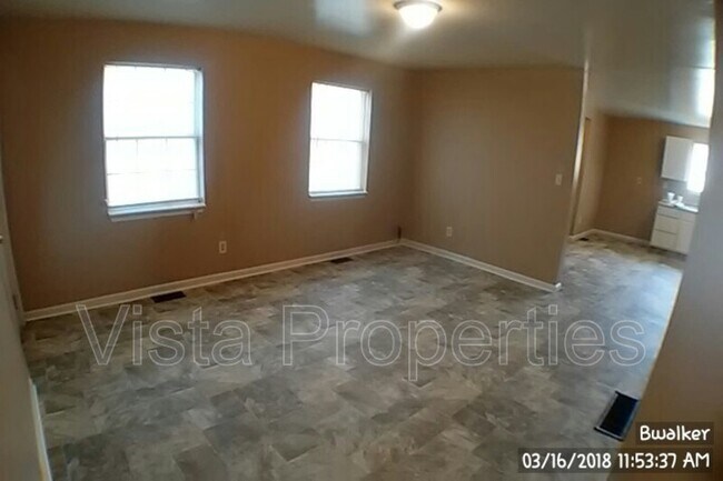 Building Photo - 420 Marret Ave