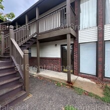 Building Photo - 359 E Marion Ct