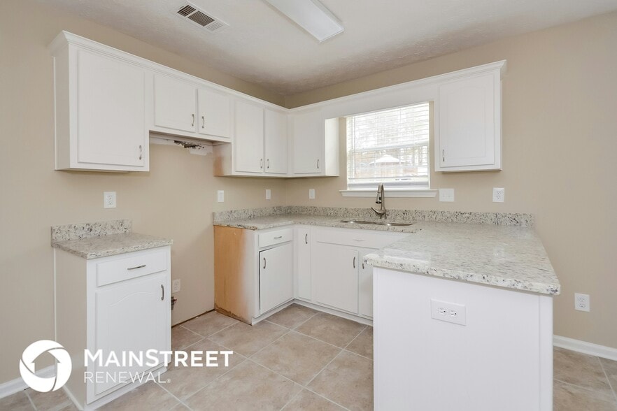 Building Photo - 4621 Latchwood Dr