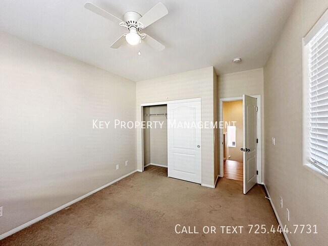 Building Photo - 4 BEDROOM HOME LOCATED IN CENTENNIAL HILLS