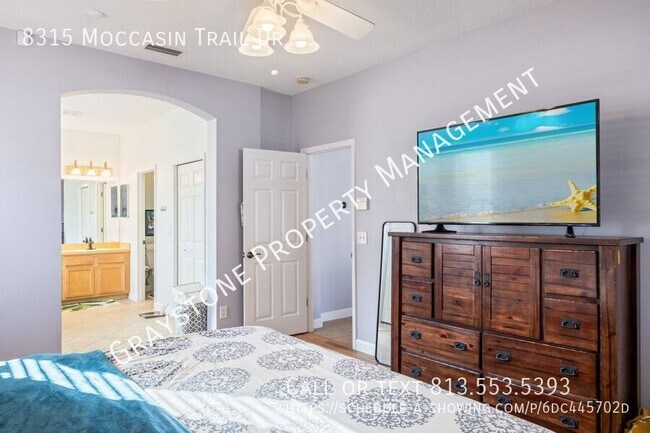 Building Photo - 8315 Moccasin Trail Dr