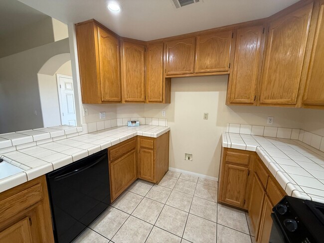 Building Photo - Beautiful Spring Valley Lake Home, 3 Bedrooms, 2 Bathrooms, New Paint