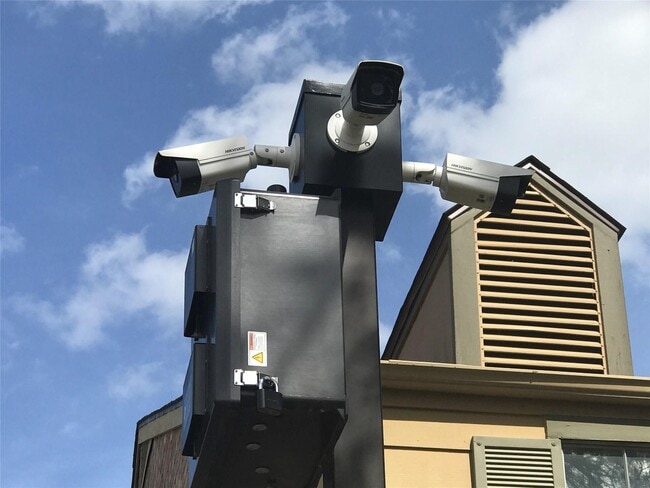 Building Photo - 5801 Lumberdale Rd