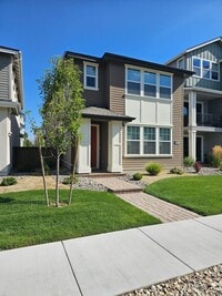 Building Photo - New 2022 Home on Little Lane
