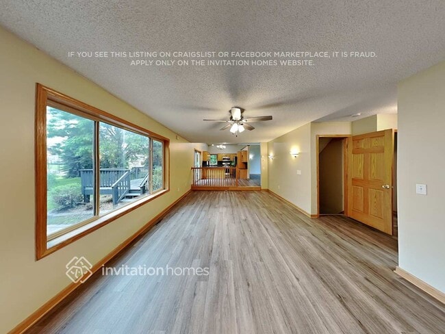 Building Photo - 5043 Ladyslipper Ave N